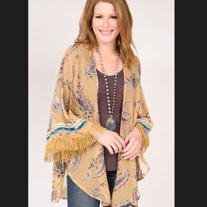 NWOT Ivy Jane sheer mustard kimono with fringe